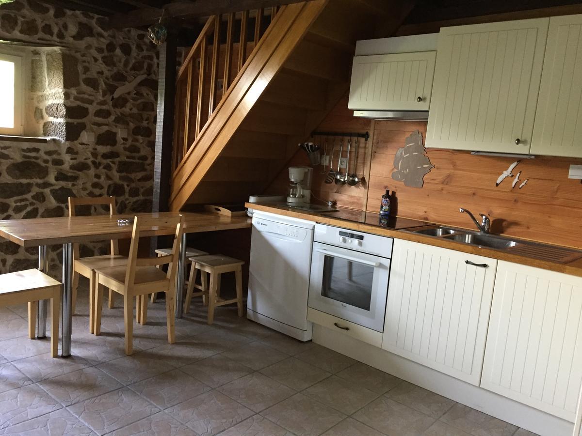 Gites Au Clos Du Lit Saint-Aaron Exterior foto